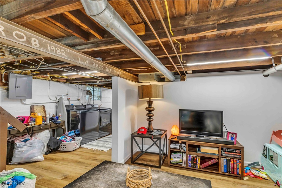 Vineyard Beach - Residential