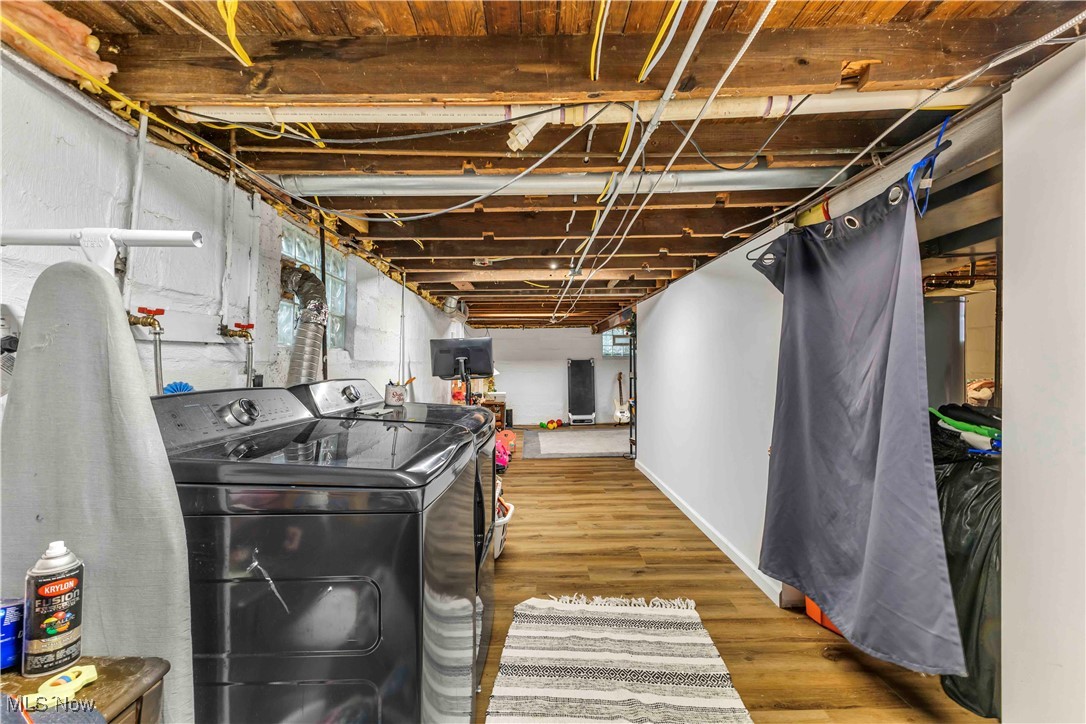 Vineyard Beach - Residential