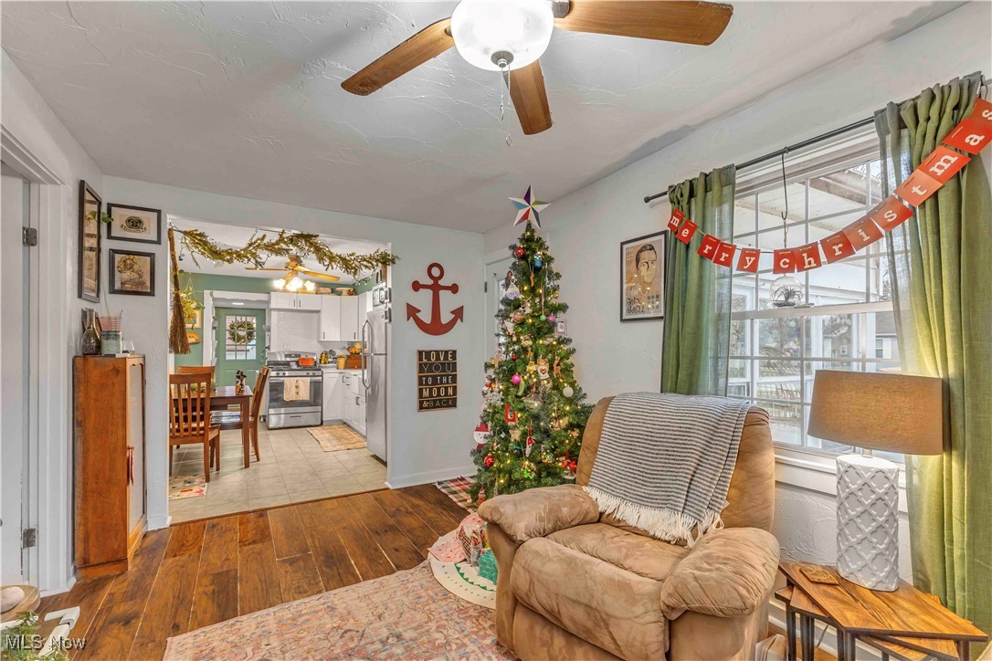 Vineyard Beach - Residential