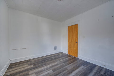 Tiny photo for 3105 Roanoke Avenue, Cleveland, OH 44109 (MLS # 5255674)