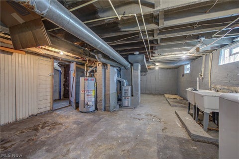 Tiny photo for 3105 Roanoke Avenue, Cleveland, OH 44109 (MLS # 5255674)