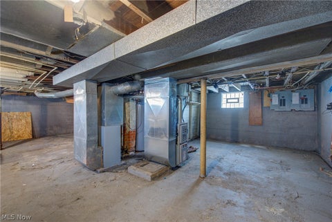 Tiny photo for 3105 Roanoke Avenue, Cleveland, OH 44109 (MLS # 5255674)