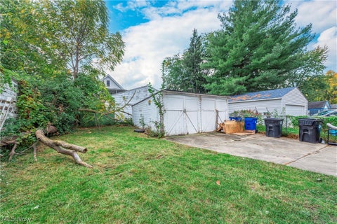 Tiny photo for 3105 Roanoke Avenue, Cleveland, OH 44109 (MLS # 5255674)