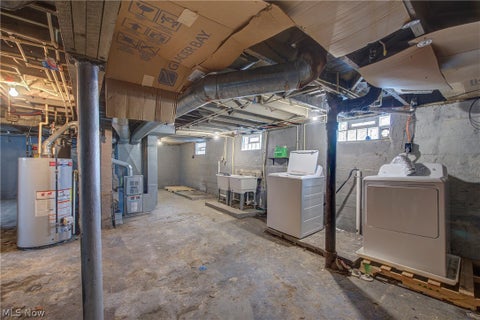 Tiny photo for 3105 Roanoke Avenue, Cleveland, OH 44109 (MLS # 5255674)