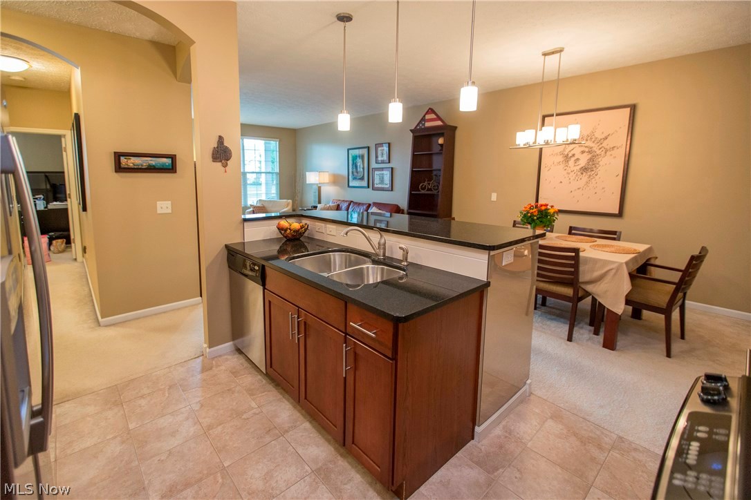 Stonebridge Condo 01 - Residential