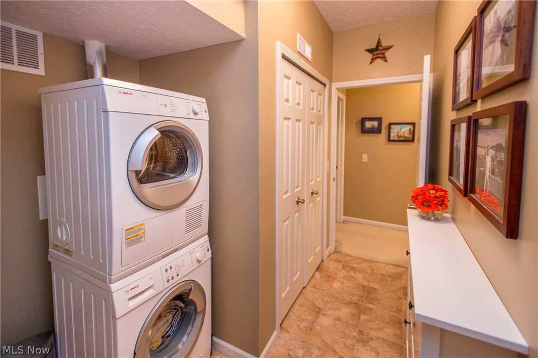 Stonebridge Condo 01 - Residential