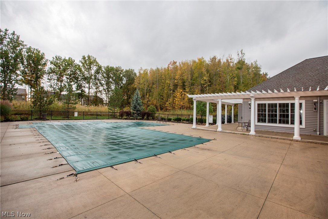 Stonebridge Condo 01 - Residential