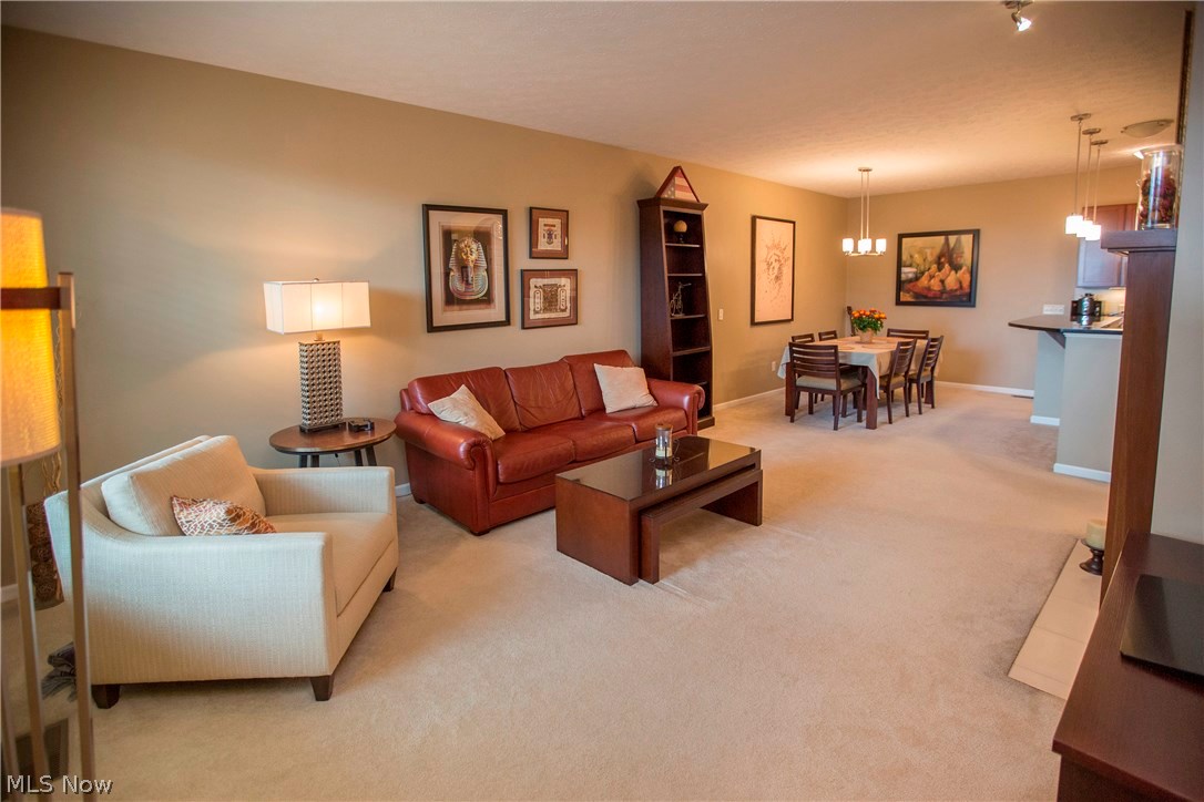 Stonebridge Condo 01 - Residential