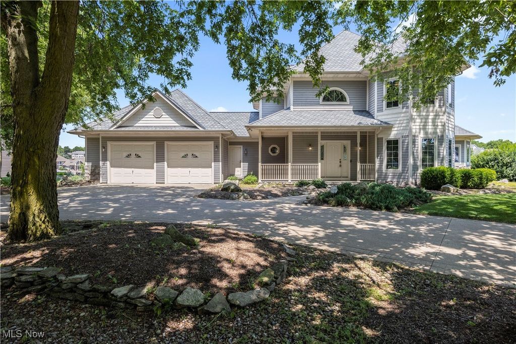 Photo of 4591 S Memorial Shoreway Drive, Lakeside Marblehead, OH 43440 (MLS # 5166001)