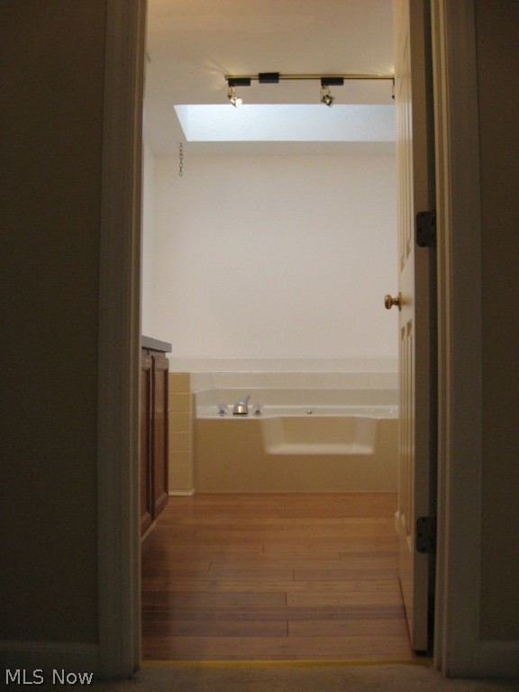 Village Condo/Settlers - Residential