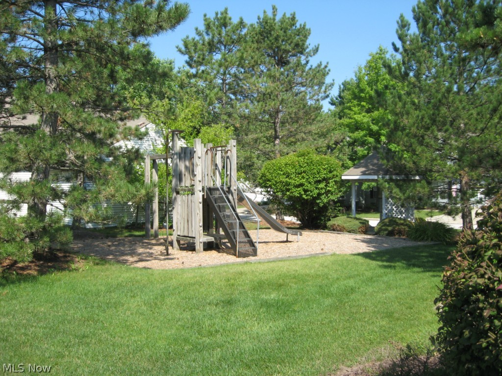 Village Condo/Settlers - Residential