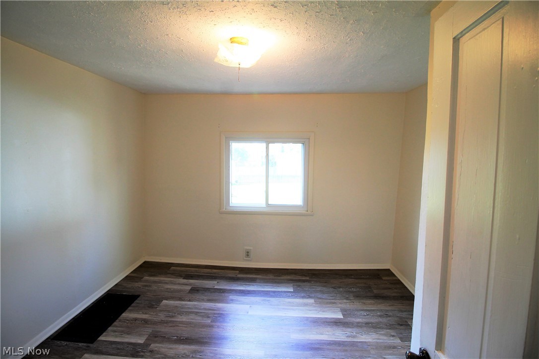 Big Falls - Residential Lease