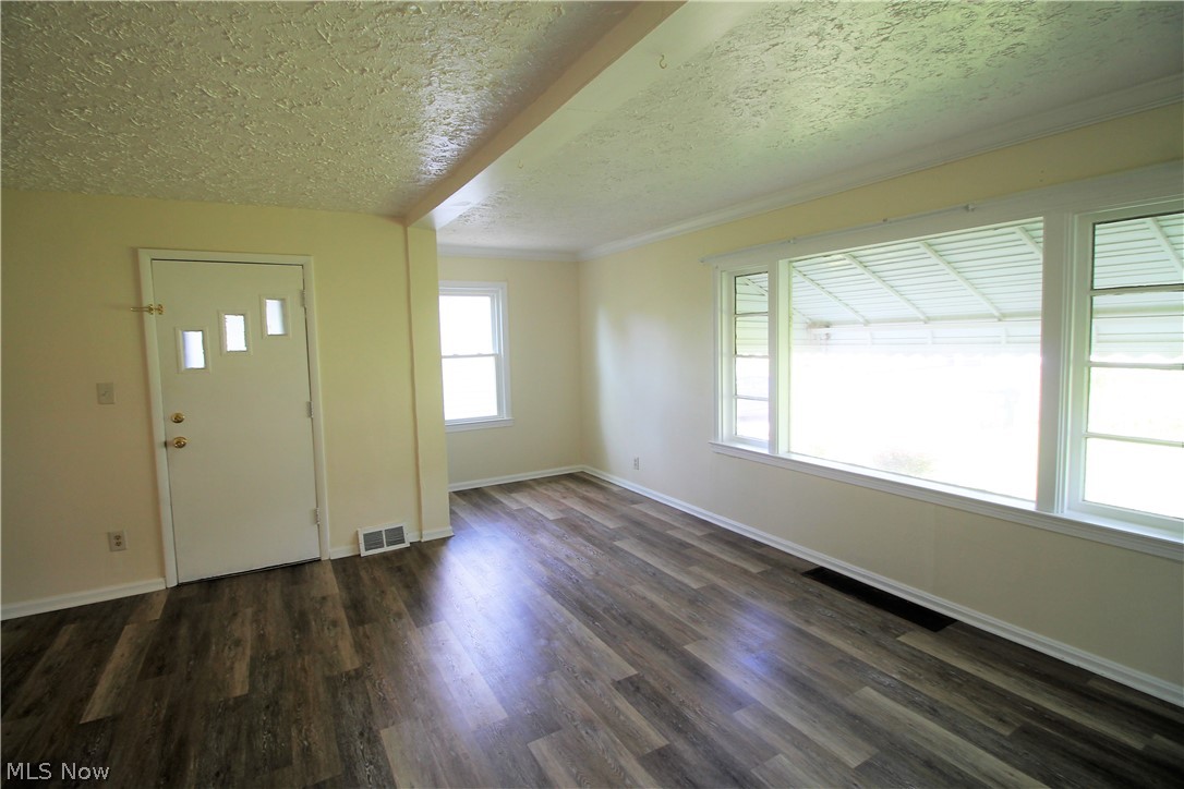 Big Falls - Residential Lease