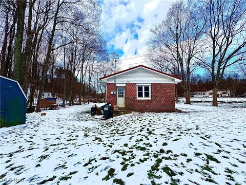 Tiny photo for 4542 Bloomfield Road, Cambridge, OH 43725 (MLS # 5177722)