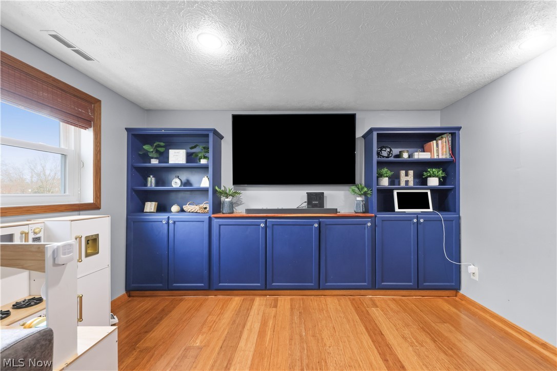 Laurel Ridge - Residential