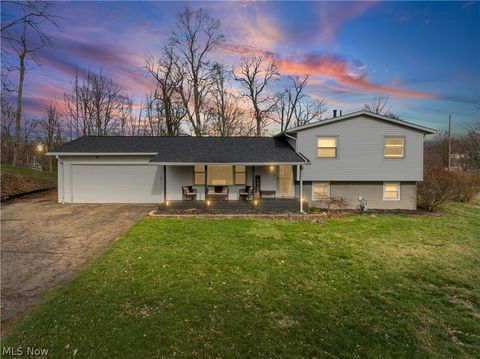 Homes For Sale - 7010 Stonecreek Avenue<br/> Stark County, Canton, OH 44721