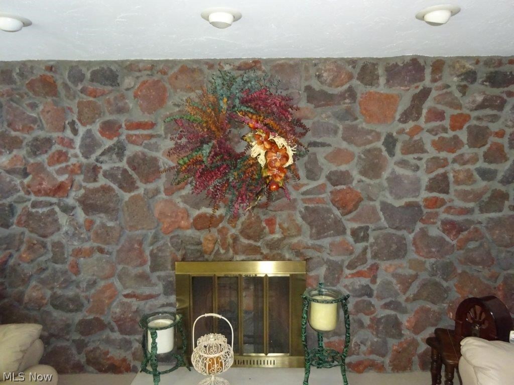 Ashwood Dev Cos Creekwood Sub - Residential