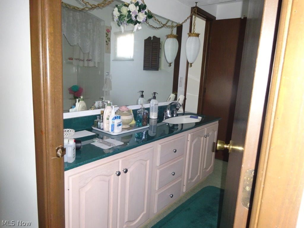 Ashwood Dev Cos Creekwood Sub - Residential