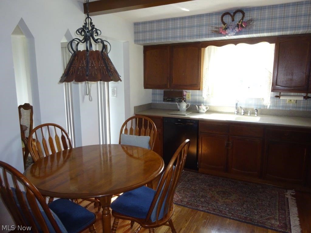 Ashwood Dev Cos Creekwood Sub - Residential