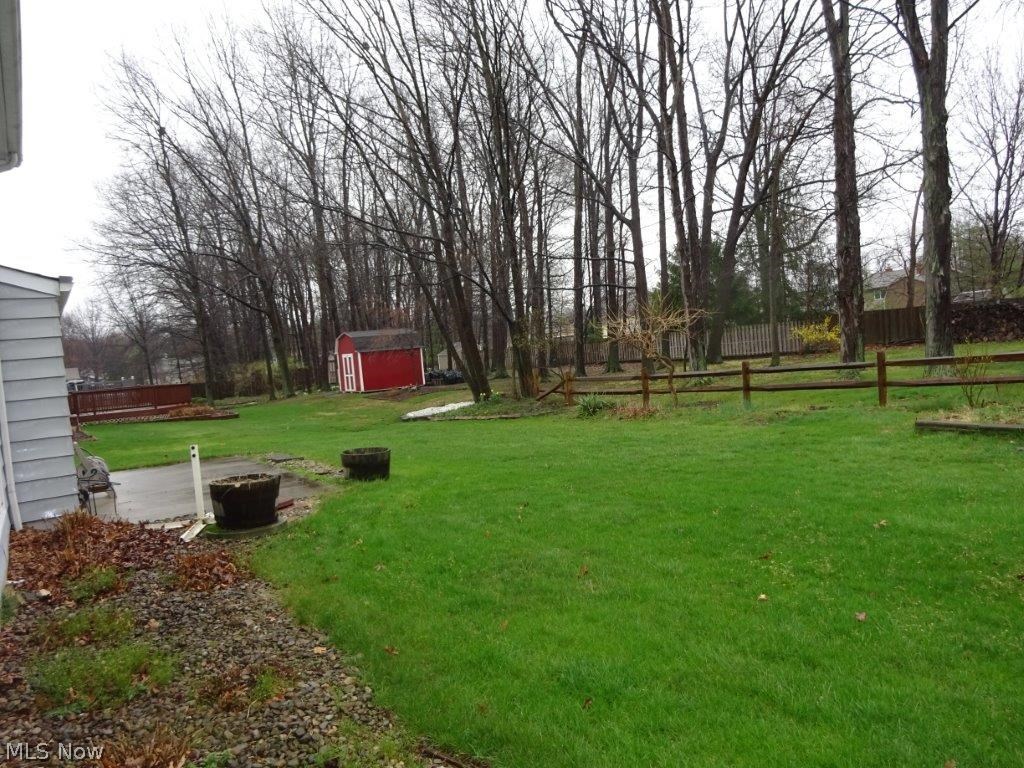 Ashwood Dev Cos Creekwood Sub - Residential