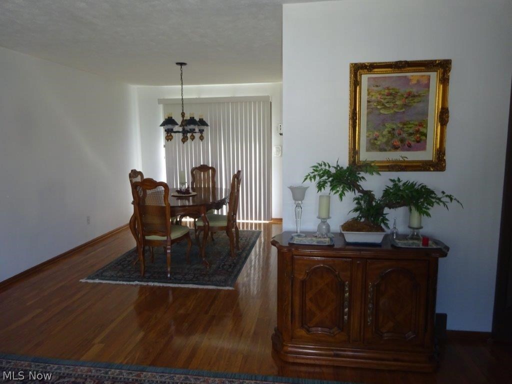 Ashwood Dev Cos Creekwood Sub - Residential