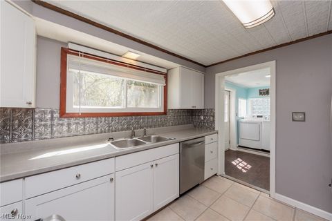 Tiny photo for 3679 Sanford Avenue, Stow, OH 44224 (MLS # 5203400)