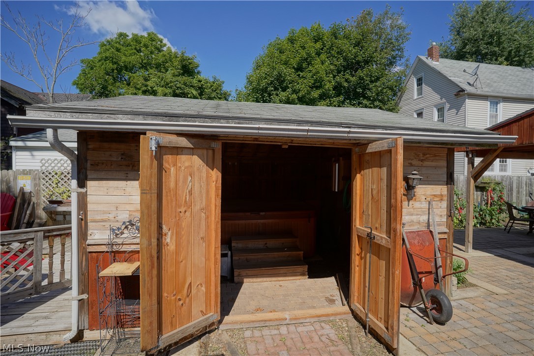 M A Wright - Residential