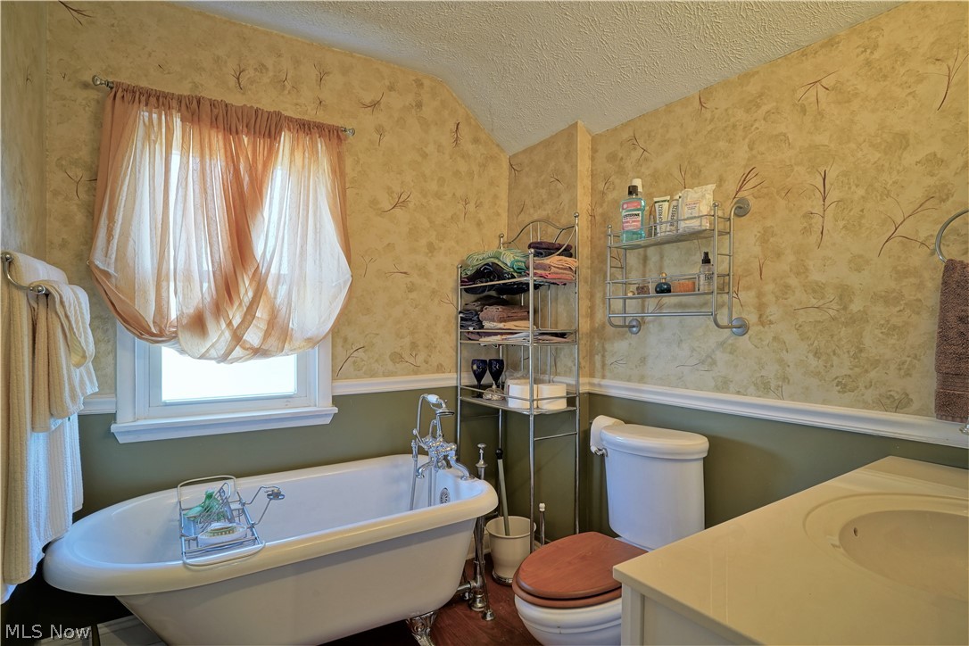 M A Wright - Residential