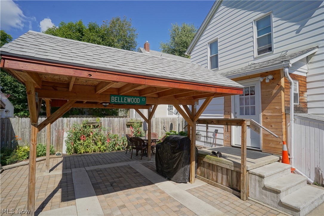 M A Wright - Residential