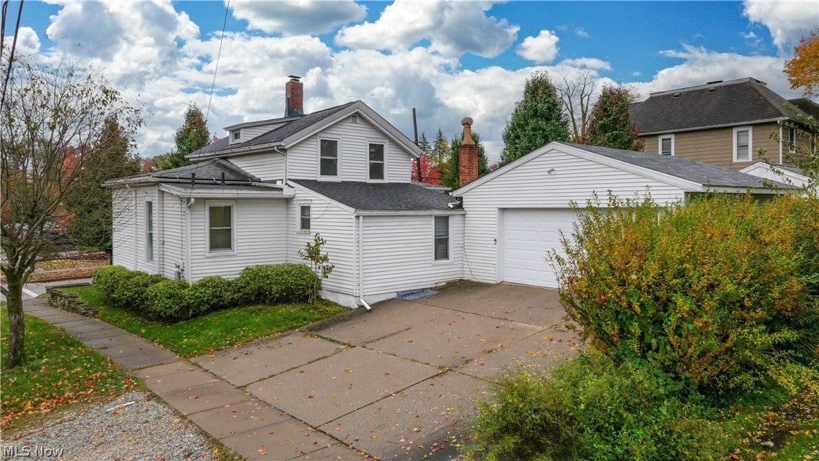 131 N Walnut Street