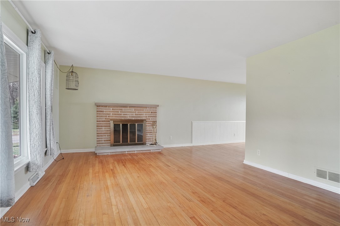 396 Sandhurst Road, Akron, Ohio image 7