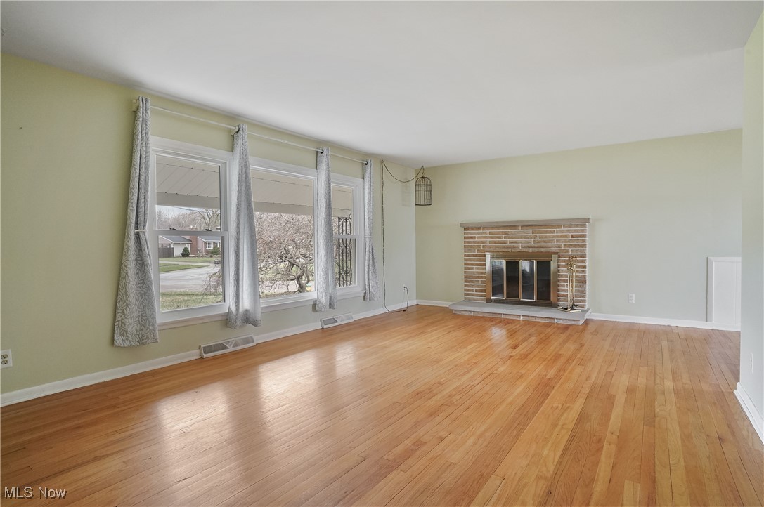 396 Sandhurst Road, Akron, Ohio image 6