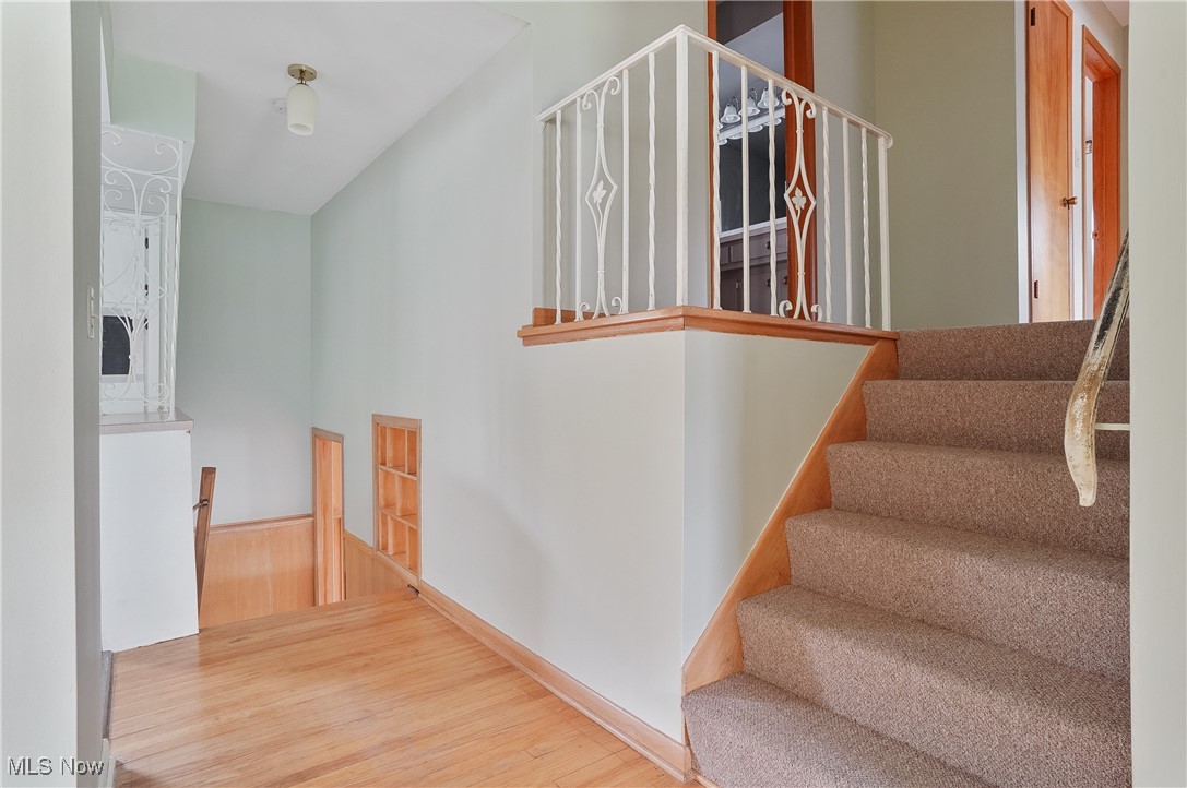 396 Sandhurst Road, Akron, Ohio image 20