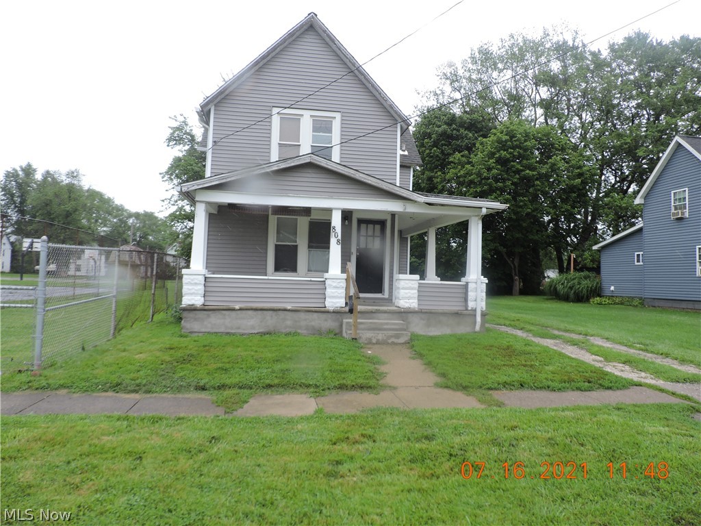 Just a short drive to the Lake Erie shoreline, beach and docks this home is zoned a duplex (2 family) but has been converted into a 1 family home. customize this home back into a duplex or leave it as is. Lots of natural woodwork, hardwood floors and good storage space too.