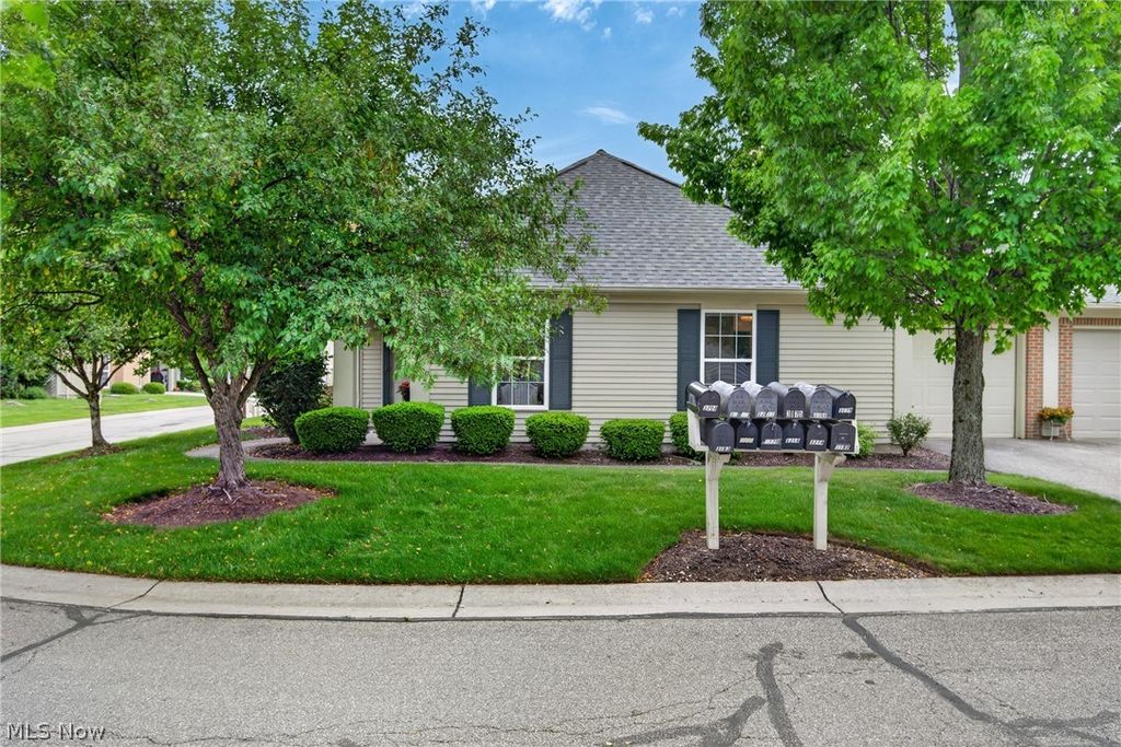 Photo of 3179 Orchard Way, Westlake, OH 44145 (MLS # 5208651)