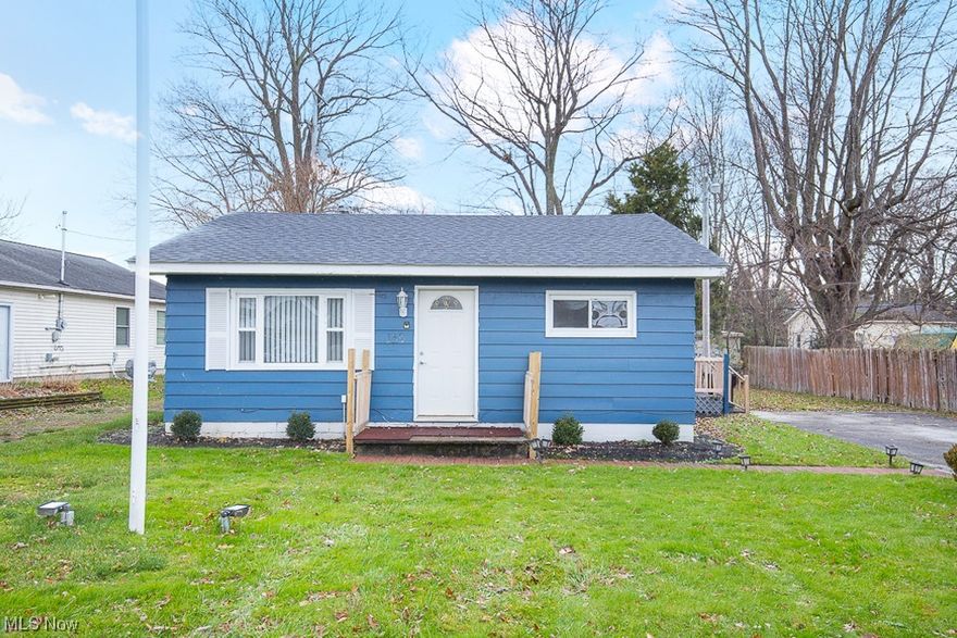 Nestled in the serene beauty of the lakeside community, this captivating property offers a rare blend of modern comfort and natural tranquility. Welcome to a charming residence boasting 2 bedrooms and 2 bathrooms, where every detail is crafted to provide an exceptional living experience. The spacious living area beckons relaxation, offering an ideal setting for cozy evenings. With two well-appointed bathrooms, morning routines are a breeze, offering convenience and style. Step outside where the sounds of nature and the gentle breeze from the nearby lake create a serene atmosphere for outdoor enjoyment. Immerse yourself in the tranquility, comfort, and beauty that define this exceptional property. Your dream home awaits by the lake – schedule a viewing today and experience the magic for yourself!