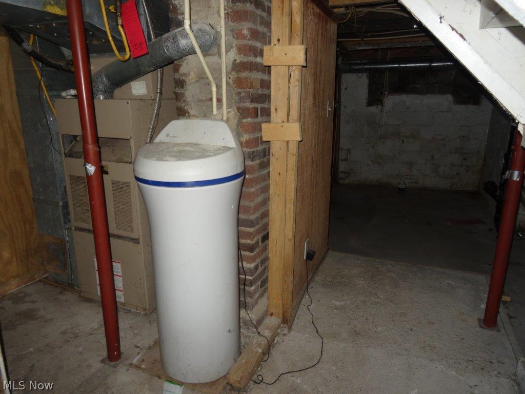 Crestcent Woods - Residential