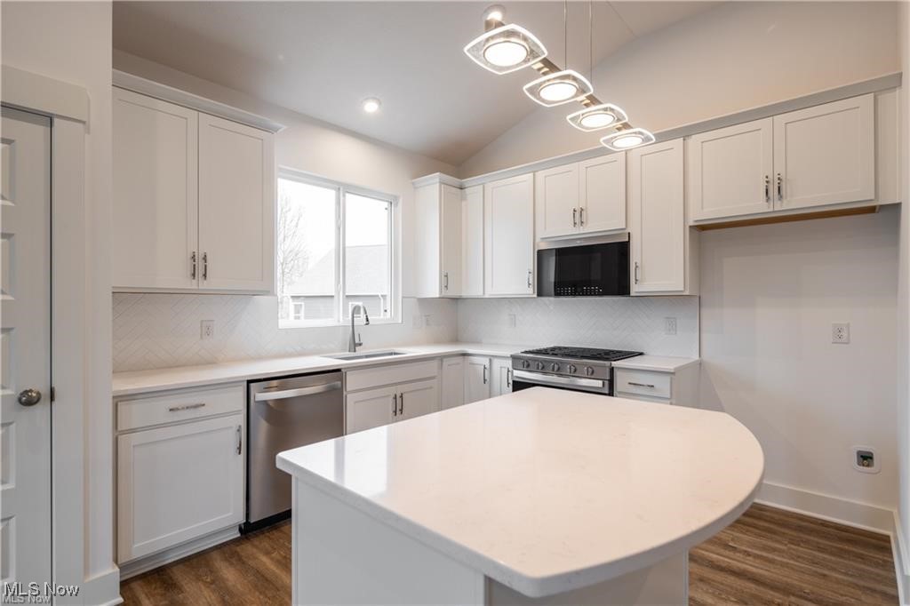 6144 Grey Heron Drive
