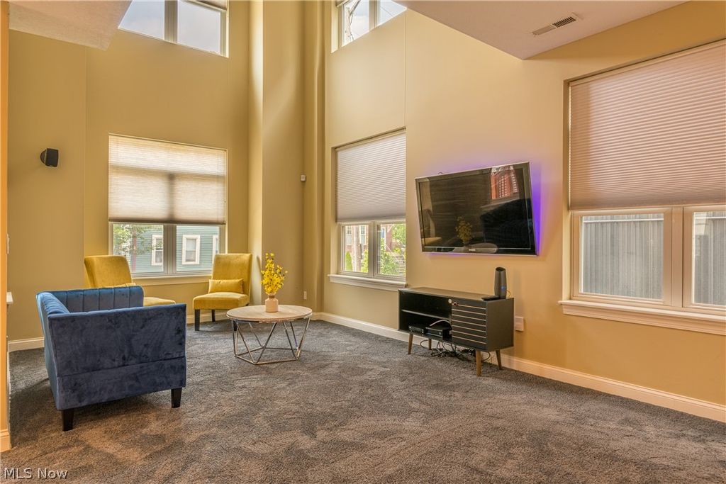 Photo of 2135 W 6th Street, Cleveland, OH 44113 (MLS # 5188183)