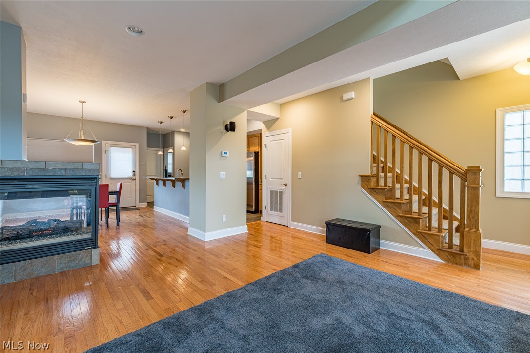 2135 W 6th Street