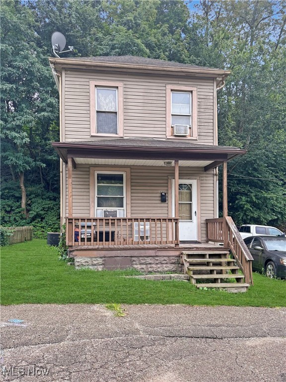 400 Hemlock Street, Follansbee, West Virginia image 1