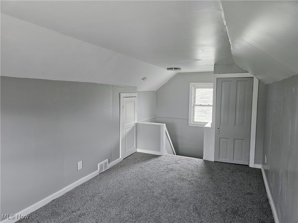 10804 Langton Avenue, Garfield Heights, Ohio image 33