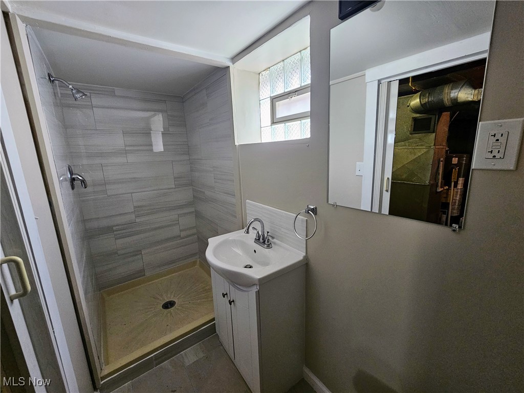 10804 Langton Avenue, Garfield Heights, Ohio image 41