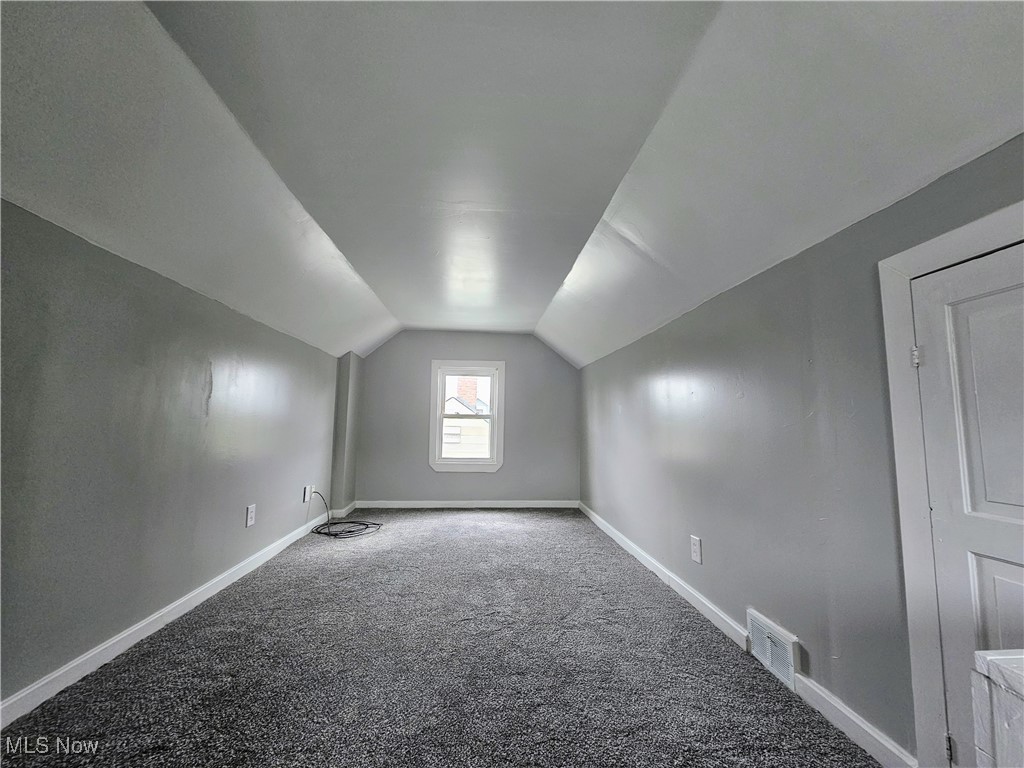 10804 Langton Avenue, Garfield Heights, Ohio image 31
