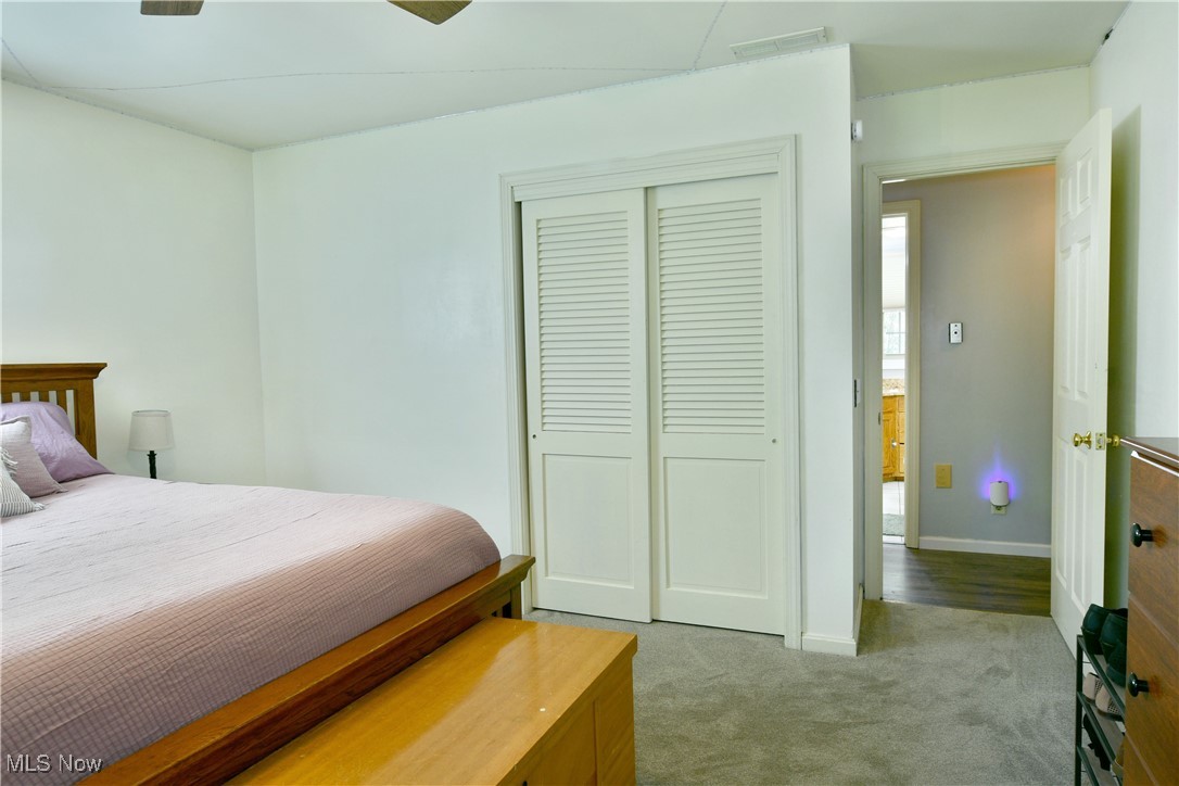 8676 Squirrel Hill Drive, Warren, Ohio image 39