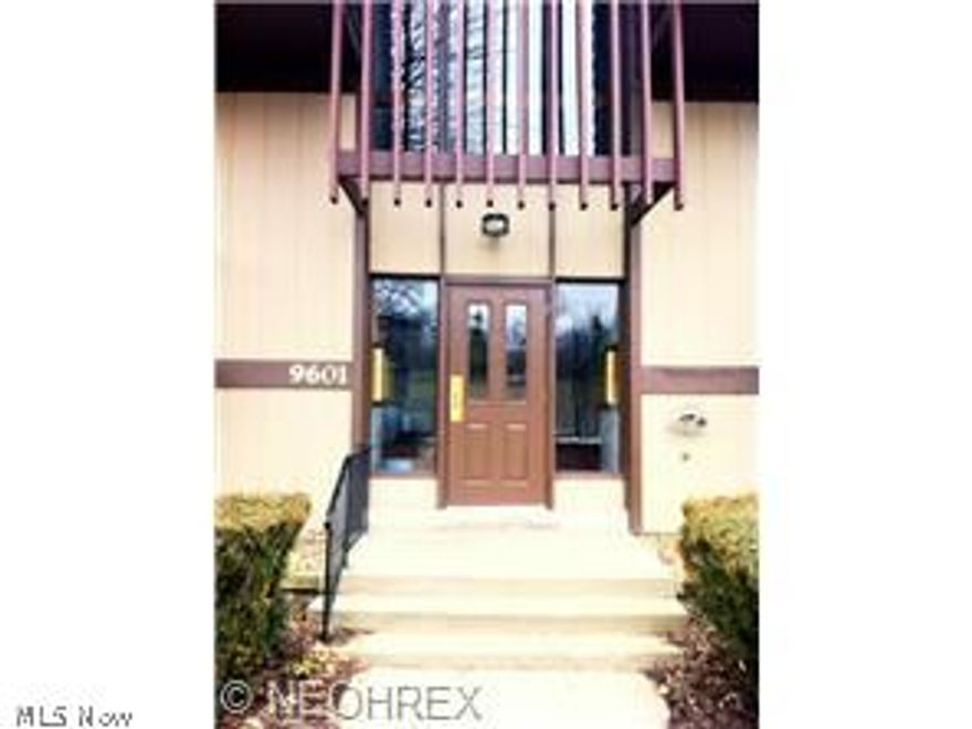 This gorgeous bedroom, 1.5 bath condo has totally been redone. Brand new kitchen cabinets, counters, and floor. Large master bedroom with walk-in closet and bath that has been redone as well. Large living area with attached dining room. New carpet throughout. Nice balcony with a view of the pond. 1 car garage. The condo development has pool, playground, tennis court for you to enjoy. A beautiful lake. Don't miss this one.  A must see.