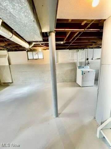 North Euclid Villas - Residential