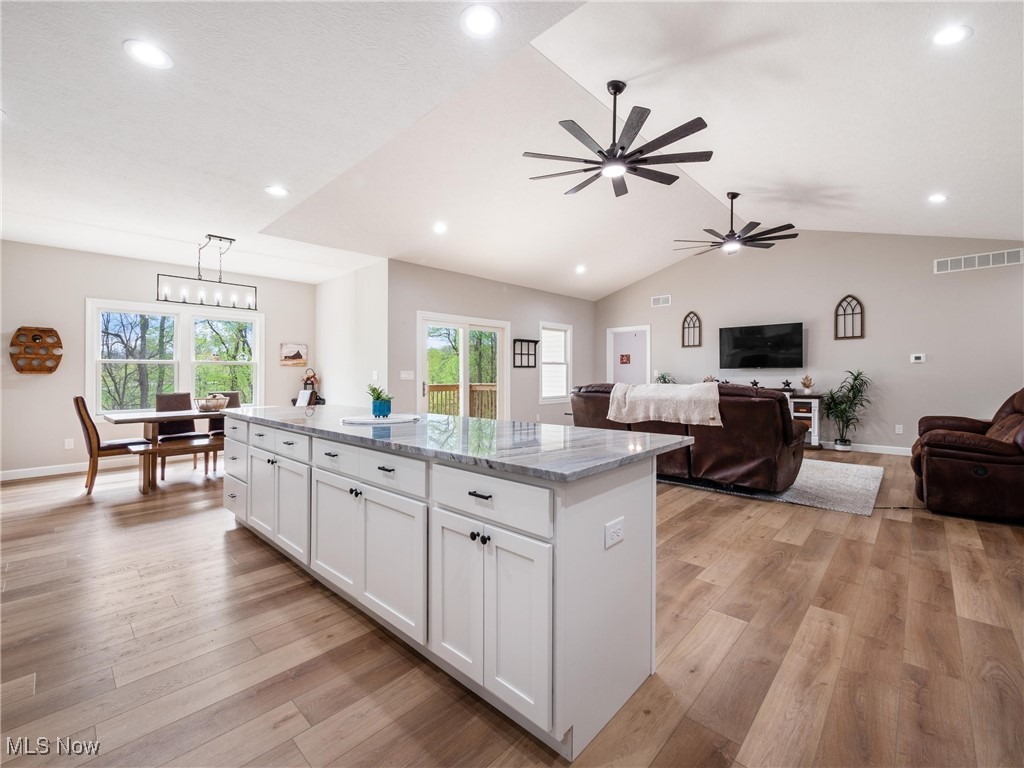 3010 Corbin Drive, Zanesville, Ohio image 12