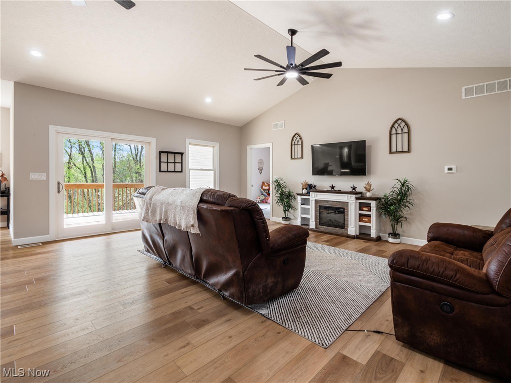 3010 Corbin Drive, Zanesville, Ohio image 5