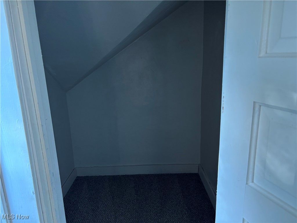 Elletson Adn - Residential